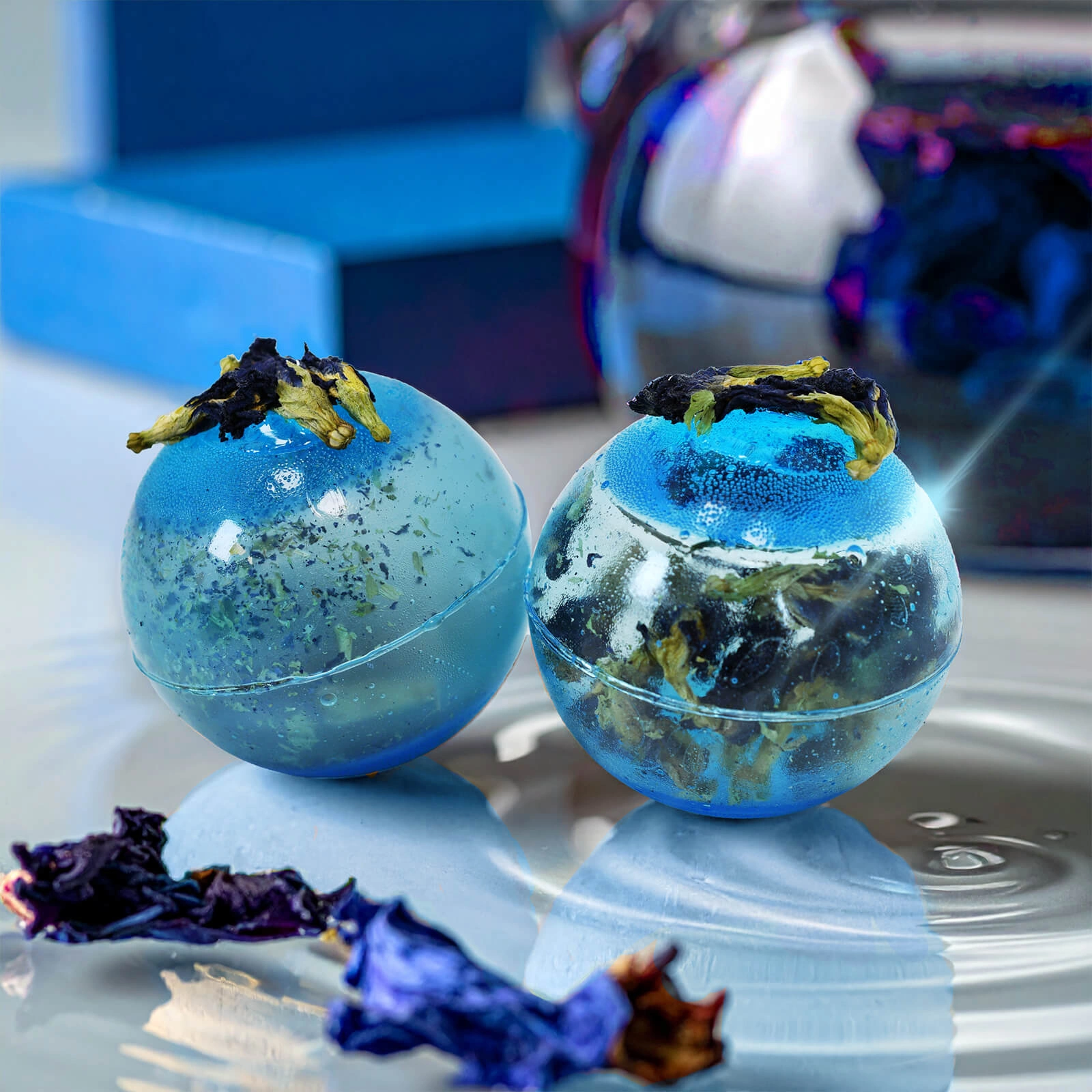 Isomalt tea ball – crystal tea close-up