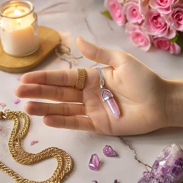 Pendant with rose quartz in pouch + chain